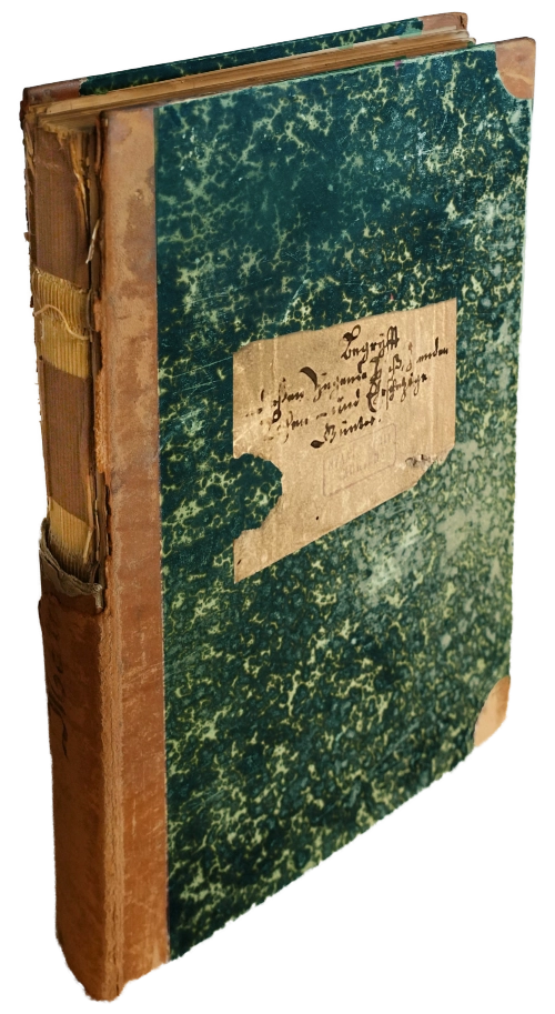 Halblederband, Deckel mit Buntpapier bezogen, vor der Restaurierung